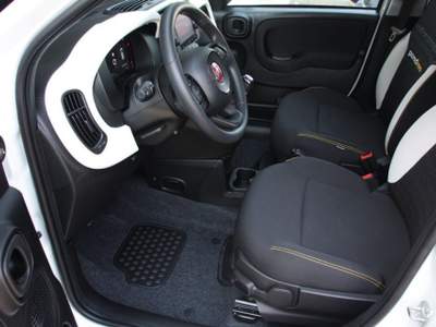 Fiat Panda 1.0 S&S Hybrid Pandina CROSS Giallo usata Bernalda