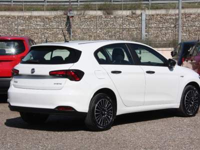 Fiat Tipo 1.5 Hybrid DCT 5 porte Grigio usata Bernalda