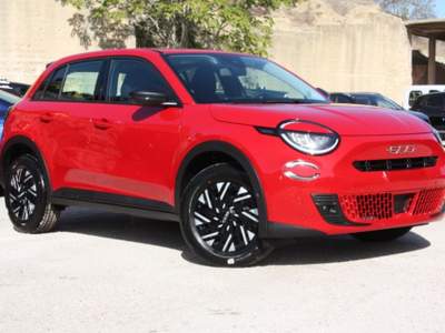 Fiat 600 1.2 100CV Hybrid PACK CONFORT Rosso usata Bernalda