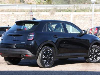 Fiat 600 1.2 100 CV Hybrid PACK CONFORT Nero usata Bernalda