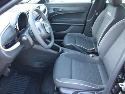Fiat 600 1.2 100 CV Hybrid PACK CONFORT Nero usata Bernalda