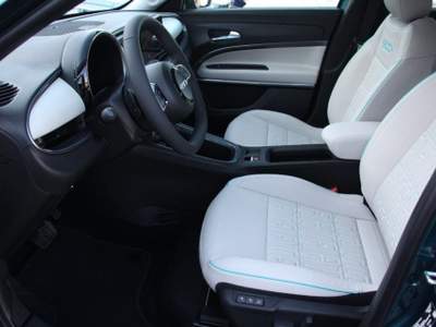 Fiat 600 Hybrid 100 CV DCT MHEV La Prima Blu/Azzurro usata Bernalda