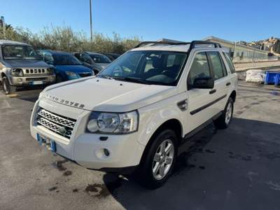Land Rover Freelander 2.2 TD4 S.W. XS TD4.e RECANATI Bianco usata Recanati