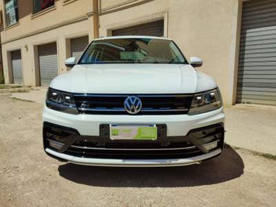 Volkswagen Tiguan R-LINE Bianco usata Agrigento