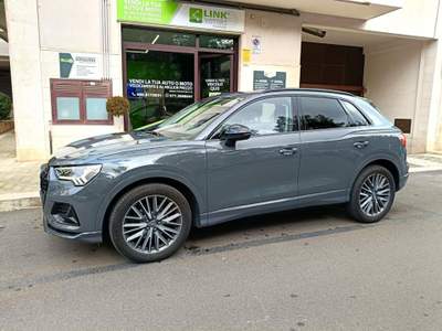 Audi Q3 35 TDI quattro Business Advanced Grigio usata Putignano