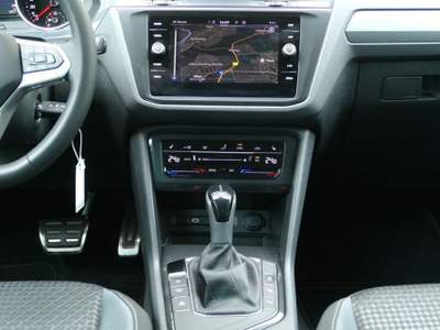 Volkswagen Tiguan 1.5 TSI 150 CV DSG Active Grigio usata Castelnuovo Rangone