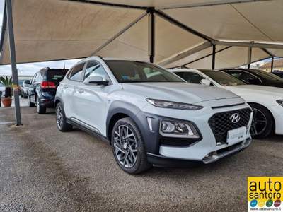 Hyundai Kona 1.6 T-GDI 4WD DCT XPrime Bianco usata Salerno