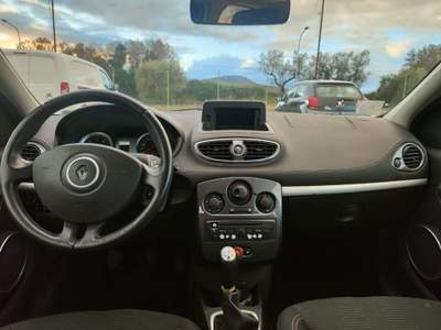 Renault Clio 1.5 dCi 75CV 5 porte Dynamique Grigio usata Canino