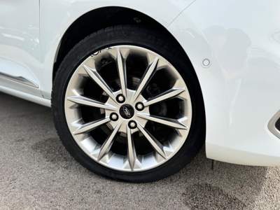 Ford Fiesta 1.0 Ecoboost 100 CV 5 porte Vignale Bianco usata Qualiano