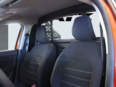 Dacia Duster 1.5 Blue dCi 8V 115 CV 4x4 Arancione usata Castelnuovo Rangone