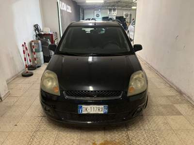 Ford Fiesta + 1.4 TDCi 5p. Nero usata PALERMO