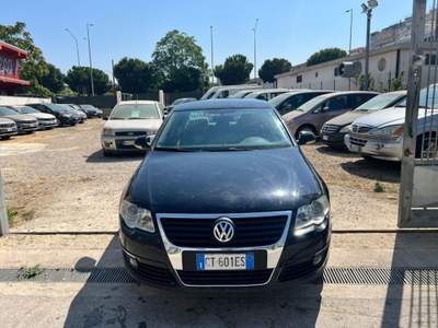 Volkswagen Passat 1.9 TDI/105CV Trendline Nero usata PALERMO