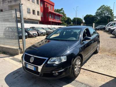 Volkswagen Passat 1.9 TDI/105CV Trendline Nero usata PALERMO