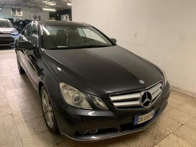 Mercedes-Benz Classe E CDI Coupé BlueEFFICIENCY Executive Grigio usata PALERMO