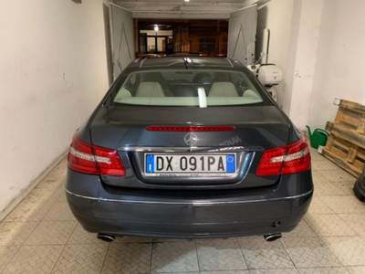 Mercedes-Benz Classe E CDI Coupé BlueEFFICIENCY Executive Grigio usata PALERMO