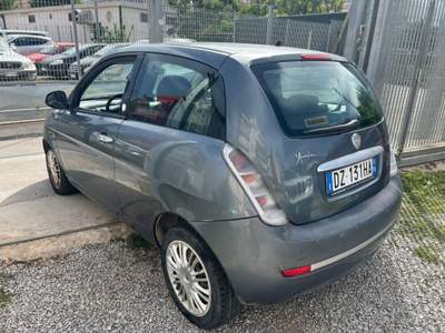 Lancia Ypsilon 1.4 Argento Ecochic GPL Grigio usata PALERMO