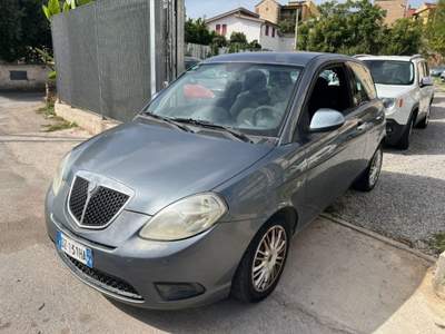 Lancia Ypsilon 1.4 Argento Ecochic GPL Grigio usata PALERMO