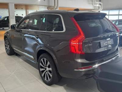 Volvo XC90 B5 (d) AWD automatico 7 posti Ultimate Bright Grigio usata Padova