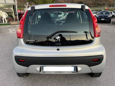 Peugeot 107 1.4 HDi 5p. Argento usata Atena lucana