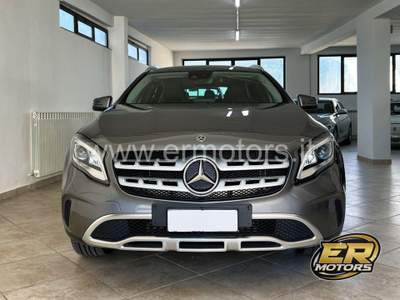Mercedes-Benz GLA d Automatic Business Unico Proprietario Grigio usata L'Aquila