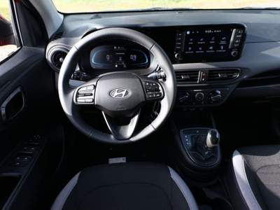 Hyundai i10 1.0 MPI AT Rosso usata Castelnuovo Rangone