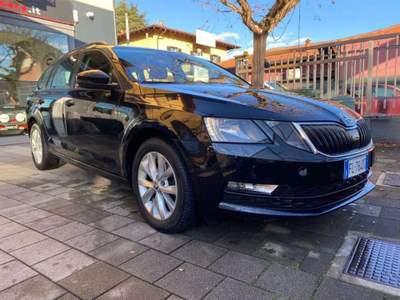 Skoda Octavia 1.6 tdi Executive 115cv Navi/PDC/PREZZO REALE Nero usata Castelletto Sopra Ticino