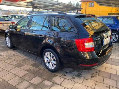 Skoda Octavia 1.6 tdi Executive 115cv Navi/PDC/PREZZO REALE Nero usata Castelletto Sopra Ticino