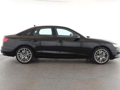 Audi A4 30 2.0 tdi mhev Business Advanced 136cv s-tronic Nero usata Castelletto Sopra Ticino