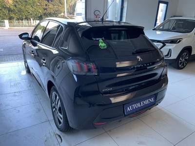 Peugeot 208 PureTech 100 Stop&Start 5 porte Allure Pack Nero usata Concordia Sagittaria
