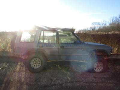 Land Rover Discovery 2.5 Tdi 5 porte Luxury PER RICAMBI Blu/Azzurro usata Fino Mornasco