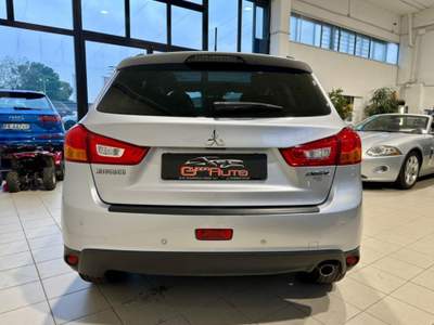 Mitsubishi ASX 1.8 DI-D 116CV 2WD Intense Panoramic *NEOPA*TETTO* Argento usata Bussero