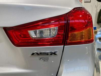 Mitsubishi ASX 1.8 DI-D 116CV 2WD Intense Panoramic *NEOPA*TETTO* Argento usata Bussero