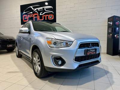 Mitsubishi ASX 1.8 DI-D 116CV 2WD Intense Panoramic *NEOPA*TETTO* Argento usata Bussero