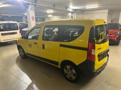 Dacia Dokker 1.5 dCi 8V 90CV Start&Stop Comfort Giallo usata Novellara