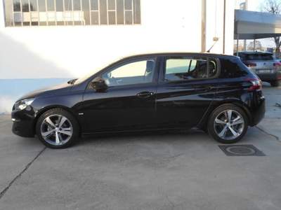 Peugeot 308 1.6 HDi 92 CV Active Nero usata Carignano