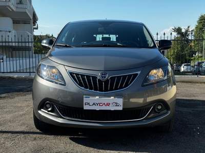 Lancia Ypsilon 1.0 FIREFLY 5P S&S HYBRID GOLD+CARPLAY+PDC+NAVI Grigio usata Grottaferrata