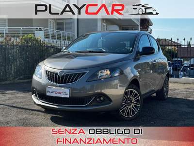 Lancia Ypsilon 1.0 FIREFLY 5P S&S HYBRID GOLD+CARPLAY+PDC+NAVI Grigio usata Grottaferrata