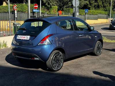 Lancia Ypsilon 1.0 FIREFLY 5P S&S HYBRID GOLD+CARPLAY+PDC+NAVI Blu/Azzurro usata Grottaferrata