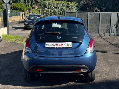 Lancia Ypsilon 1.0 FIREFLY 5P S&S HYBRID GOLD+CARPLAY+PDC+NAVI Blu/Azzurro usata Grottaferrata