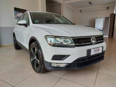 Volkswagen Tiguan 2.0 TDI SCR Executive BM Technology Bianco usata Nicosia