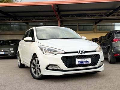 Hyundai i20 1.1 CRDi 12V 5 porte Style IDEALE PER NEOPATENTATI Bianco usata Qualiano
