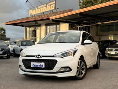 Hyundai i20 1.1 CRDi 12V 5 porte Style IDEALE PER NEOPATENTATI Bianco usata Qualiano