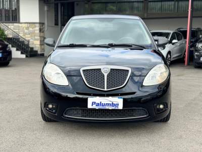 Lancia Ypsilon 1.4 16V Sport MomoDesign Nero usata Qualiano