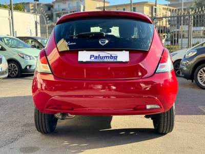 Lancia Ypsilon 1.3 MJT 16V 95 CV 5 porte S&S Silver Rosso usata Qualiano