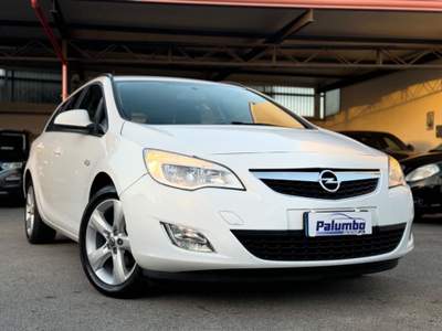 Opel Astra 1.4 Turbo 140CV Sports Tourer GPL Tech Cosmo Bianco usata Qualiano
