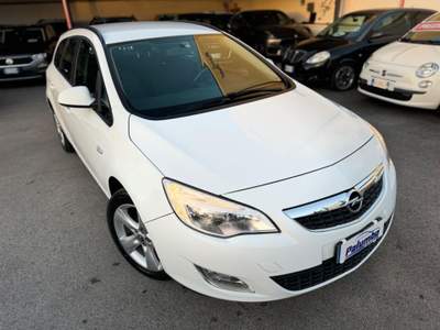Opel Astra 1.4 Turbo 140CV Sports Tourer GPL Tech Cosmo Bianco usata Qualiano