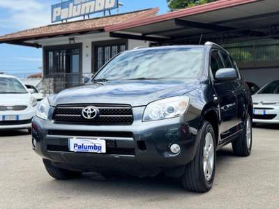 Toyota RAV4 RAV4 2.2 D-4D 136 CV DPF Sol 4X4 Grigio usata Qualiano