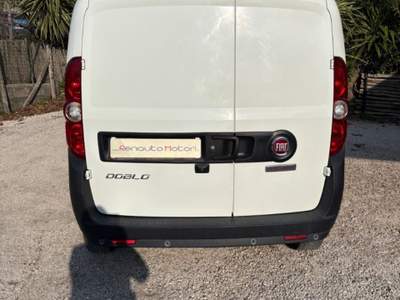 Fiat Doblò Doblò 1.6 MJT 120CV S&S PC-TN Cargo Business Bianco usata Vico Equense