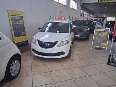 Lancia Ypsilon 1.0 FireFly 5 porte S&S Hybrid Oro usata Castelnuovo Rangone