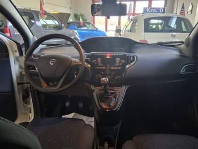 Lancia Ypsilon 1.0 FireFly 5 porte S&S Hybrid Oro usata Castelnuovo Rangone